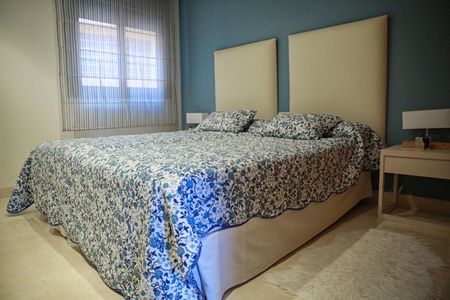 Middle Floor Apartment in Puerto Banús - Photo 4