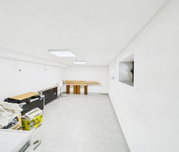 Blisko centrum, pośród zieleni. - Photo 2