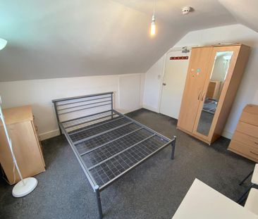 Springfield Road, Ashford - Photo 3