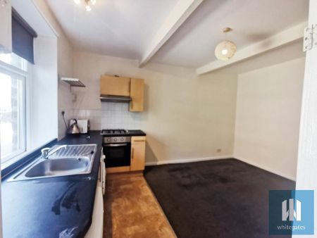 2 bedroom terraced house to rent - Photo 5