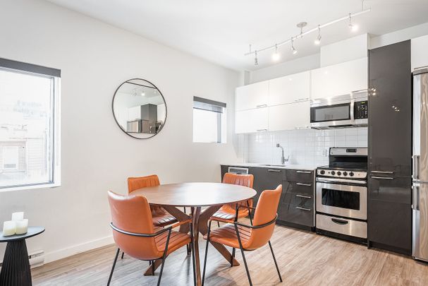 Castle Lofts - Photo 1