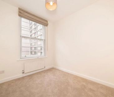 3 bedroom flat to rent - Photo 2