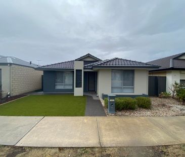 53 Cochrane Loop, Aveley, WA 6069 - Photo 2