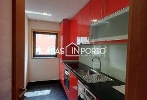 T1 Junto á Faculdade de Belas Artes