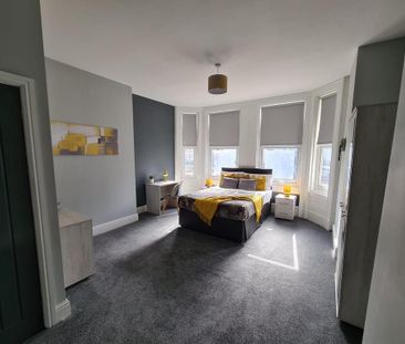 1 bedroom in a house share to rent - Photo 6