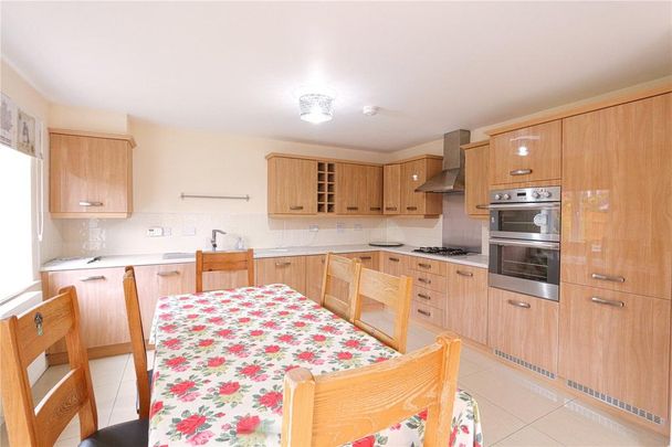 4 bedroom detached house to rent - Photo 1