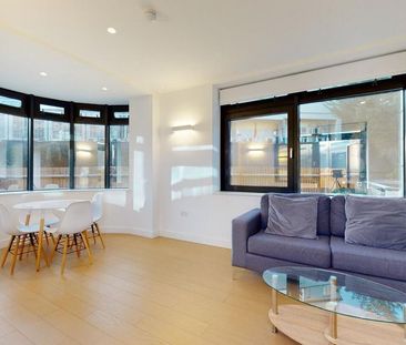 2 bedroom ground floor flat to rent - Photo 1