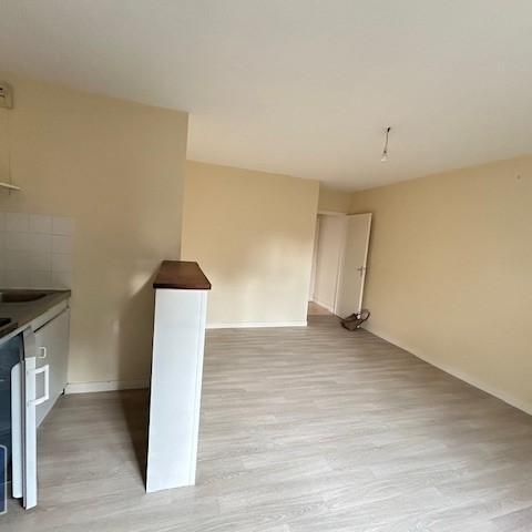 Location Appartement 2 pièces 33m² POITIERS 86000 - Photo 1