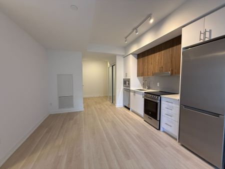 For Lease - 5105 Hurontario Street Unit# 302, Mississauga, Ontario - Photo 5