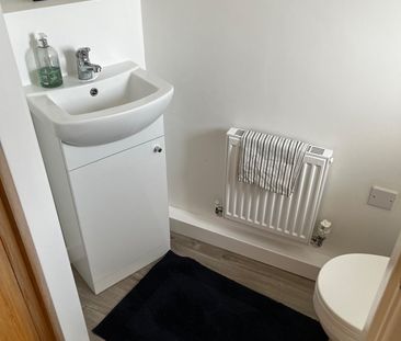 Room in a Shared House, Scott Chase, LS12 - Photo 6