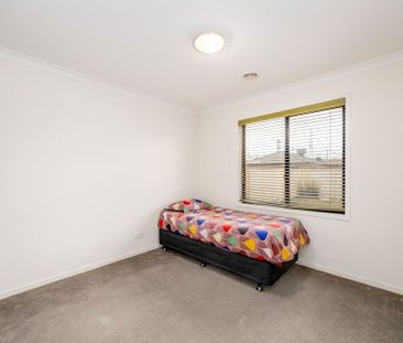 Modern Home in Quiet Court! - Photo 2