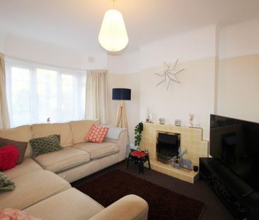 1 bedroom ground floor flat to rent - Photo 1