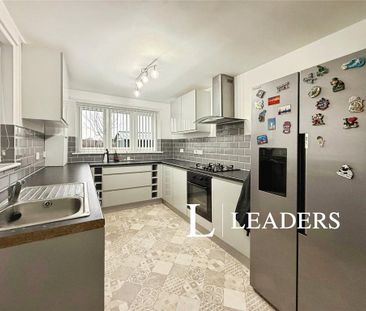 2 bedroom terraced house to rent - Photo 6