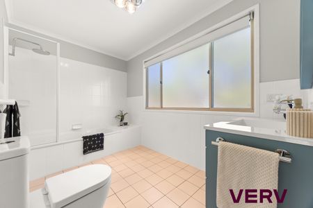 MODERN TOWNHOUSE WITH LEAFY OUTLOOK - Photo 4