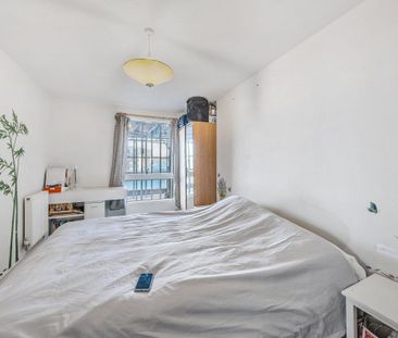 Seren Park Gardens, London, SE3 - Photo 6