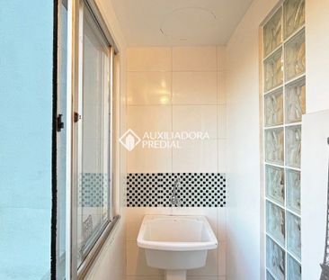 Apartamento com 2 quartos e 61m² para alugar em Cristal, Porto Alegre. - Foto 5