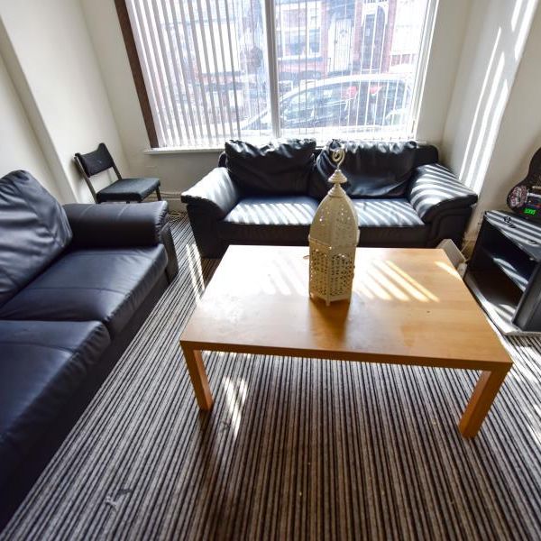 5 bedroom terraced house to rent - Photo 1