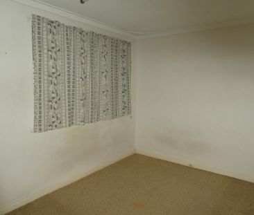 Neatly Presented - Photo 2