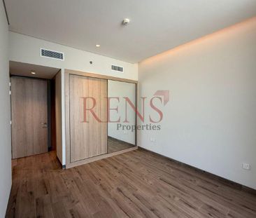 Spacious Layout | Stunning View | Prime Location - Photo 4