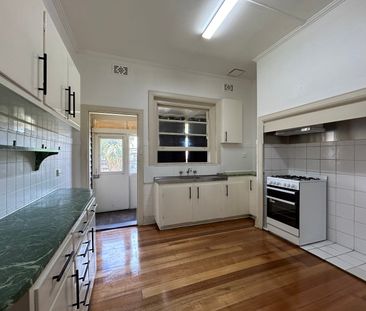 26 Hill Grove, Preston VIC 3072 - Photo 2