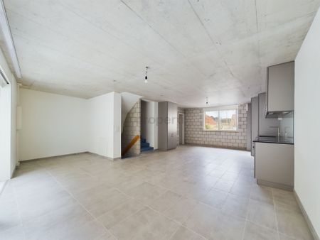 Charming and modern 2.5-room duplex in idyllic, rural surroundings in Wyningen - Photo 2