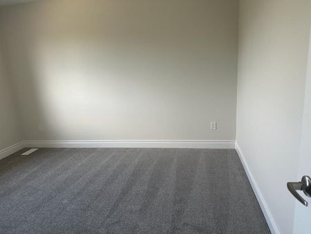 For Lease - 326 Cullen Trail, Peterborough, Ontario - Photo 4