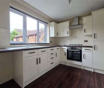 2 bedroom semi-detached house to rent - Photo 4