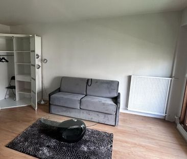 STUDIO Rueil Malmaison - Photo 1