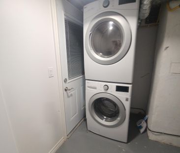 For Lease - 888 Tenth Street Unit# Lower, Mississauga, Ontario - Photo 3