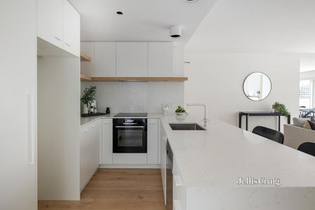 3/219 Dandenong Rd, Prahran - Photo 2