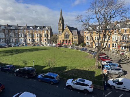 Albemarle Crescent, Scarborough - Photo 3