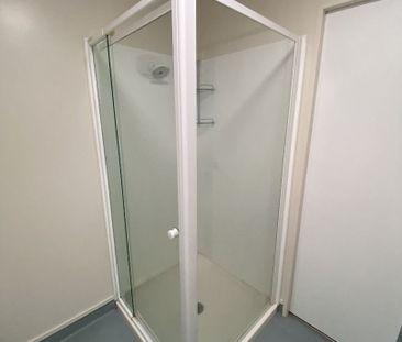 Two bedroom in Albany - Photo 6