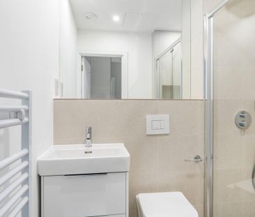 Ground floor flat to rent - Photo 1