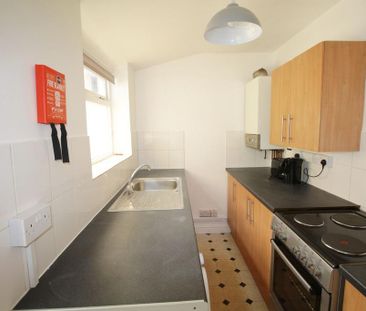 4 bedroom house share to rent - Photo 1