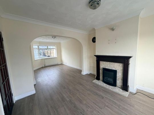 3 bedroom terraced house to rent - Photo 1