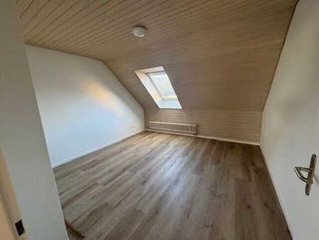 Maisonette apartment on the top floor - Photo 3