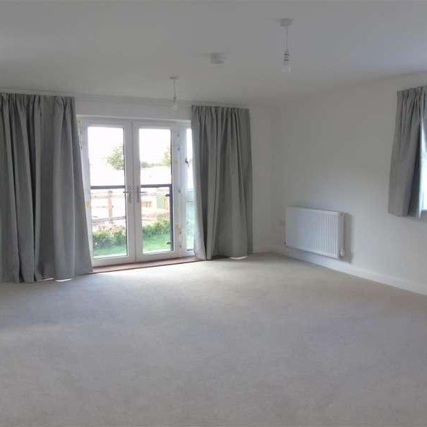 Farmingdale, Verna House, Bicester Road Aylesbury, Aylesbury, HP19 - Photo 1