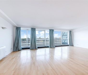 2 bedroom penthouse to rent - Photo 1