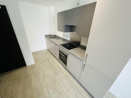Studio to rent - Photo 5