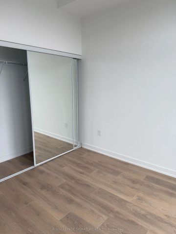 1037 The Queensway #816 - Photo 4