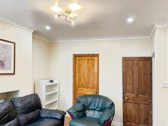 4 bedroom house to rent - Photo 1