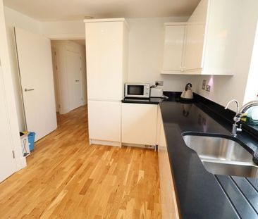 Room in a Shared Flat, Holystone Court, E14 - Photo 5