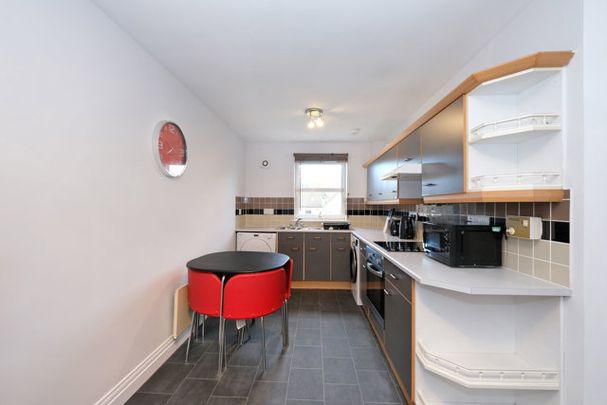 Top Floor Flat, 12 West Glendale Mews, Union Glen, AB11 6FR, Aberdeen - Photo 1