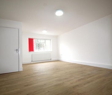 2 bedroom maisonette to rent - Photo 6