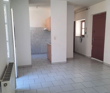 Location Appartement 3 pièces 50m² - Photo 2