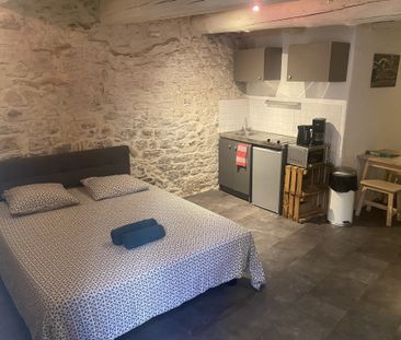 Location Appartement 1 pièce 27m² NIMES 30000 - Photo 3
