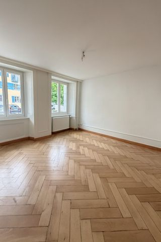 St-Imier, appartement de 3.5 pièces - peinture neuve - Photo 3