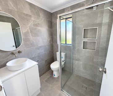 Low Maintenance 3 Bedroom Home - Photo 5