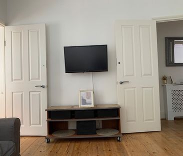 Room in a Shared House, Woodcroft Road, CR7 - Photo 1