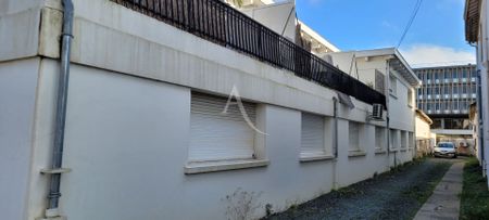 Location bureaux 17 pièces, 250.00m², Saintes - Photo 3